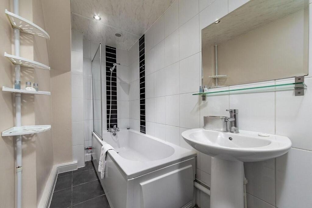 Mount Apartment ลอนดอน ภายนอก รูปภาพ